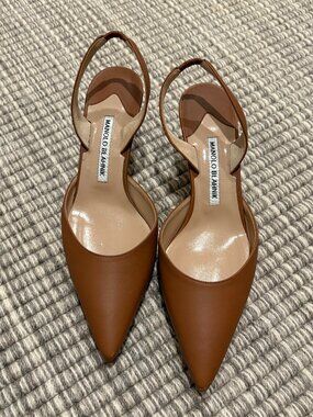 Manolo Blahnik Pointy Toe Slingback Kitten Heel